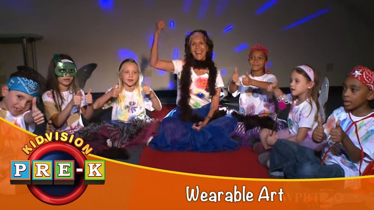 Still from the KidVision Pre-K episode Wearable Art, filmed at C By Me in Hollywood, Florida