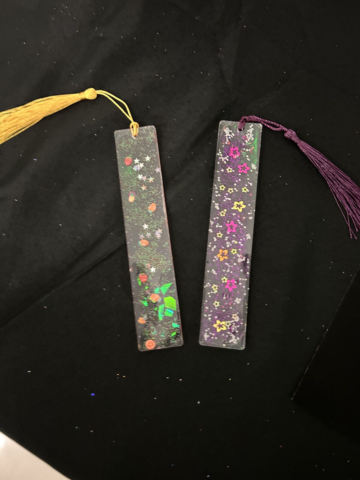 Finished resin bookmarks with tassels and embedded flowers